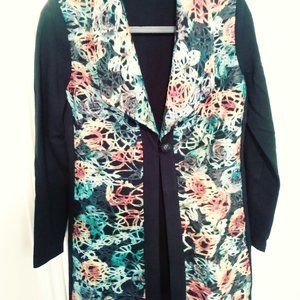 Vin Rogue, Size Small/tall. Black multicolor dressy fitted suit/jacket.